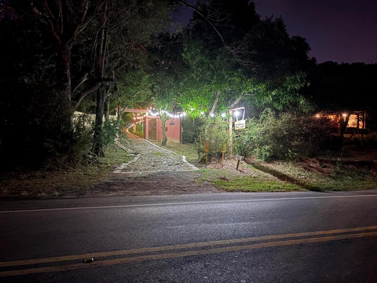 Pousada Duas Marias Lindóia Esterno foto